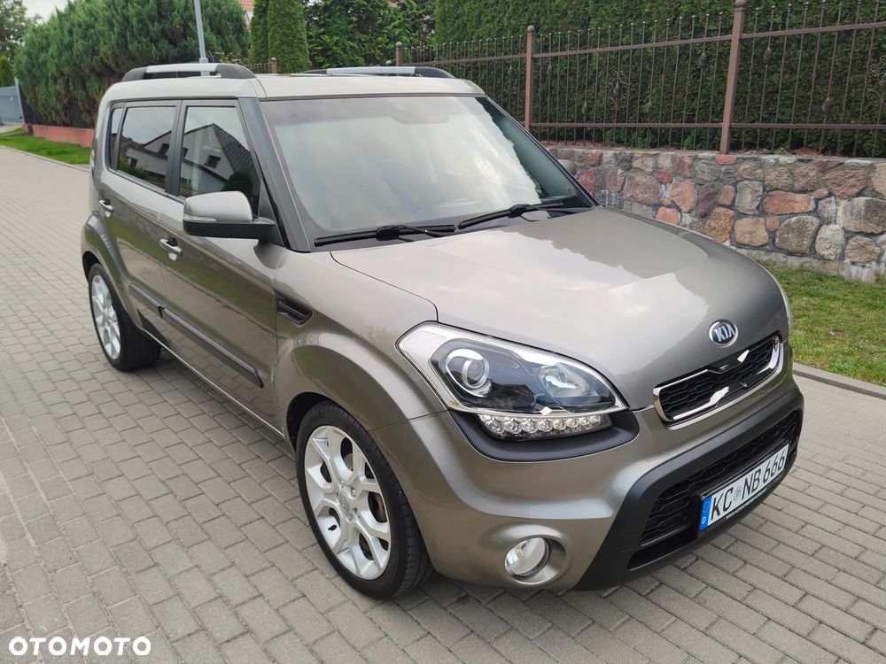 Kia Soul 1.6 CRDI Dream-Team Edition - 22