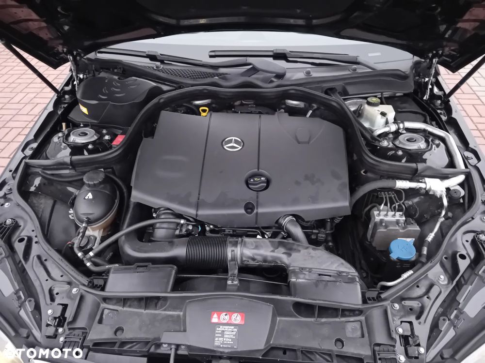 Mercedes-Benz Klasa E 200 CDI 7G-TRONIC Elegance - 15