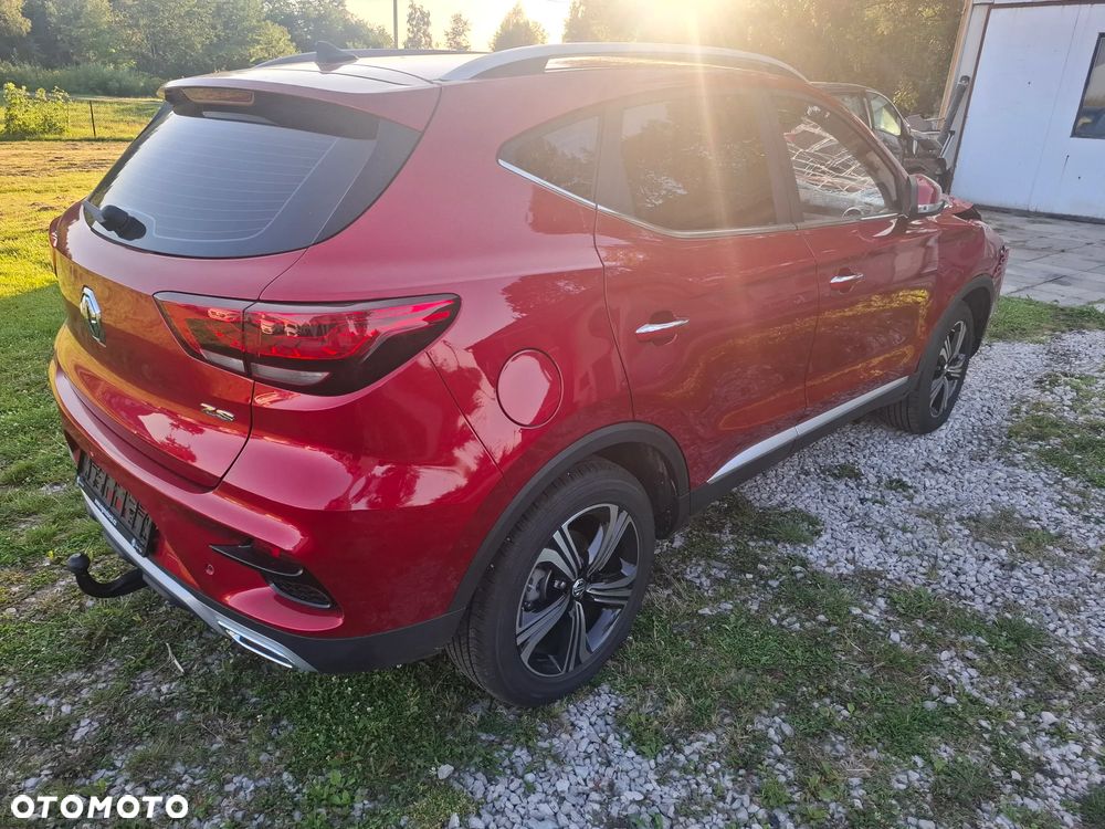 MG ZS - 5