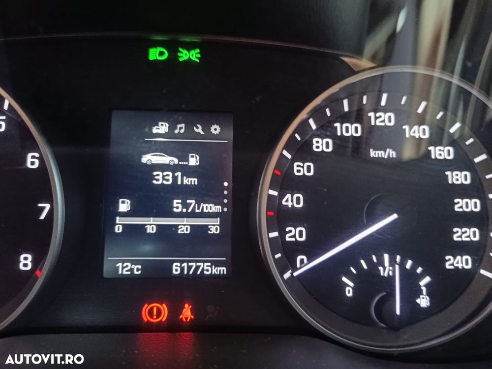 Hyundai Elantra 1.6 MPi Highway - 5