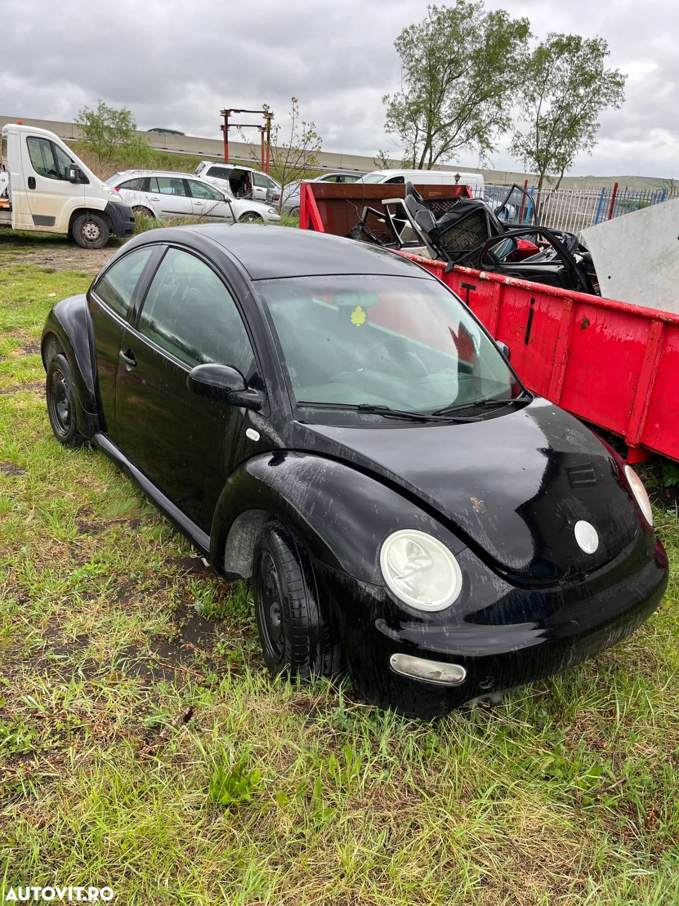 Dezmembrez VW Beetle - 1