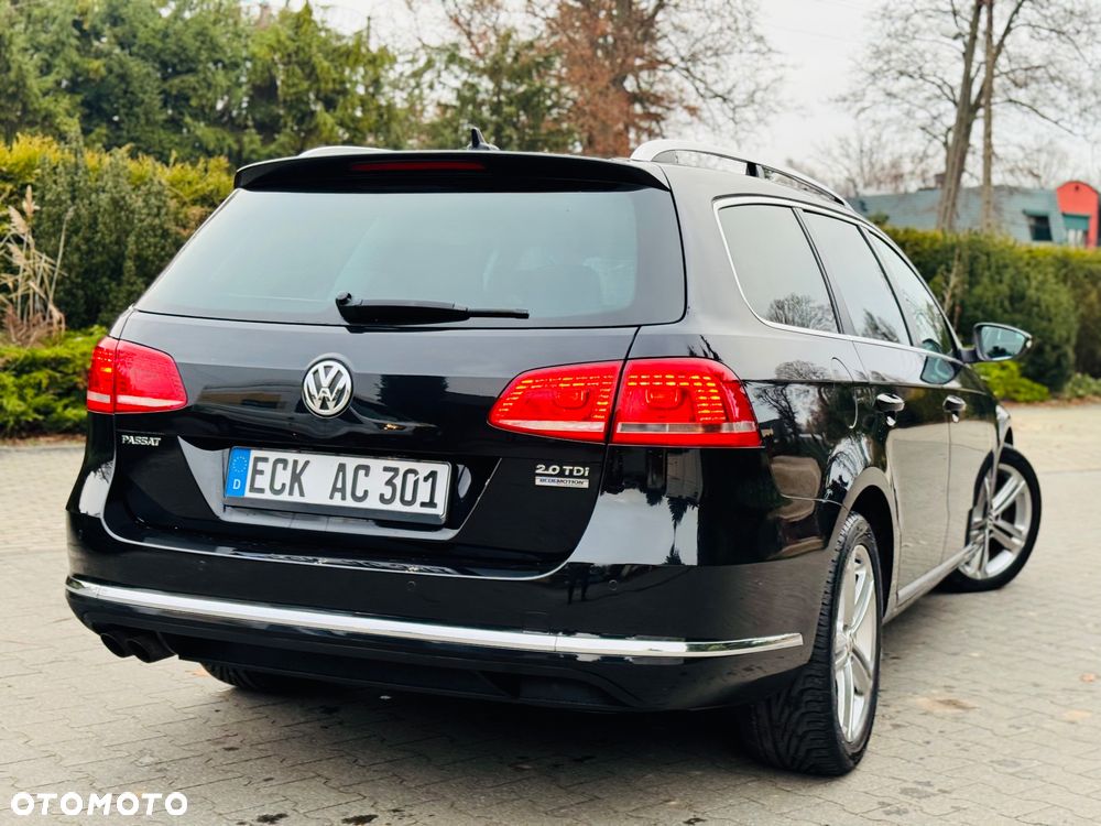 Volkswagen Passat 2.0 TDI DSG BlueMotion Technology Highline - 23