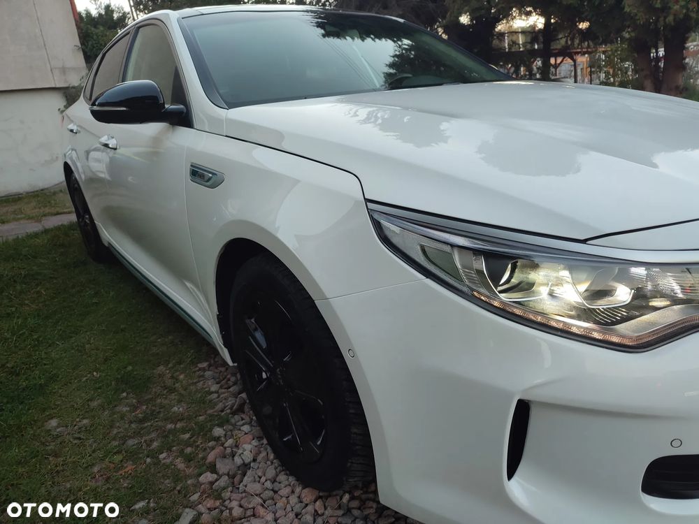 Kia Optima Plug-in Hybrid - 21