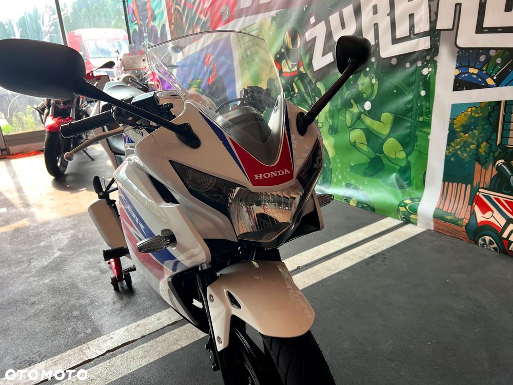 Honda CBR - 14