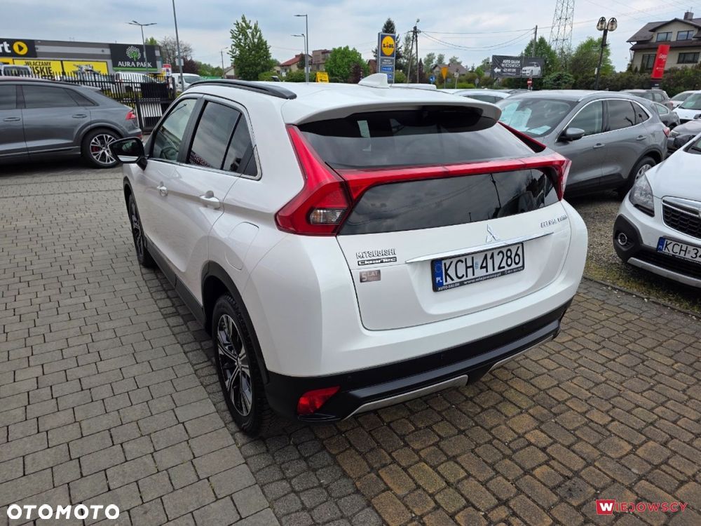 Mitsubishi Eclipse Cross - 9