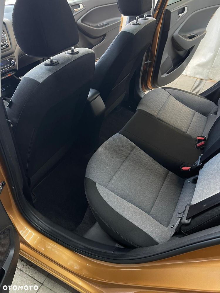 Hyundai i20 1.2 Passion - 15