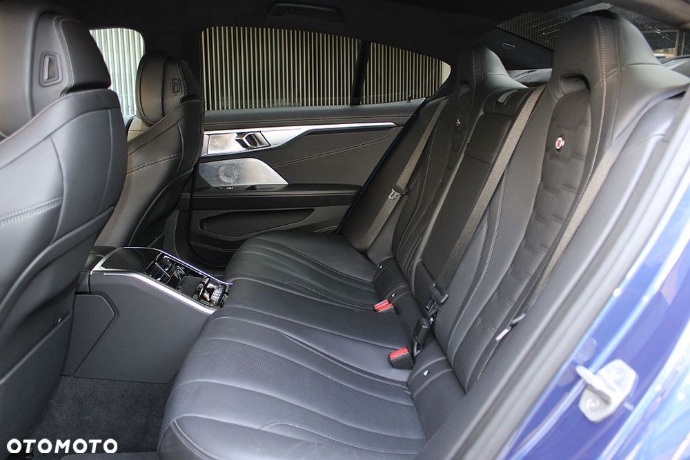 BMW-ALPINA B8 - 10