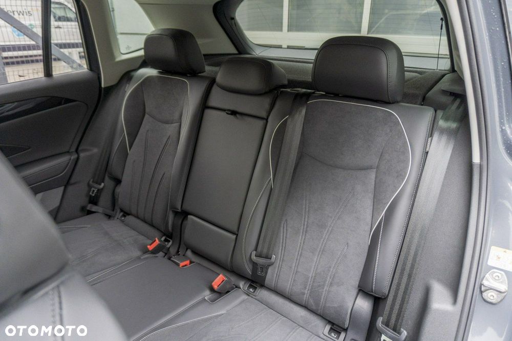 Volkswagen Tiguan - 20