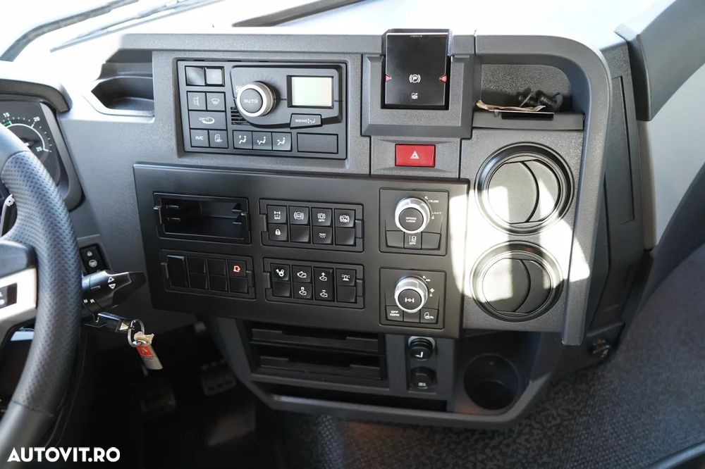 Renault C 430 / 6x4 / 7,2 M LIVRARE + CUPĂ FASSI F215A / EXTENSIE 10 M / RADIOCOMANDĂ / FURCĂ / ROTATOARE - 34