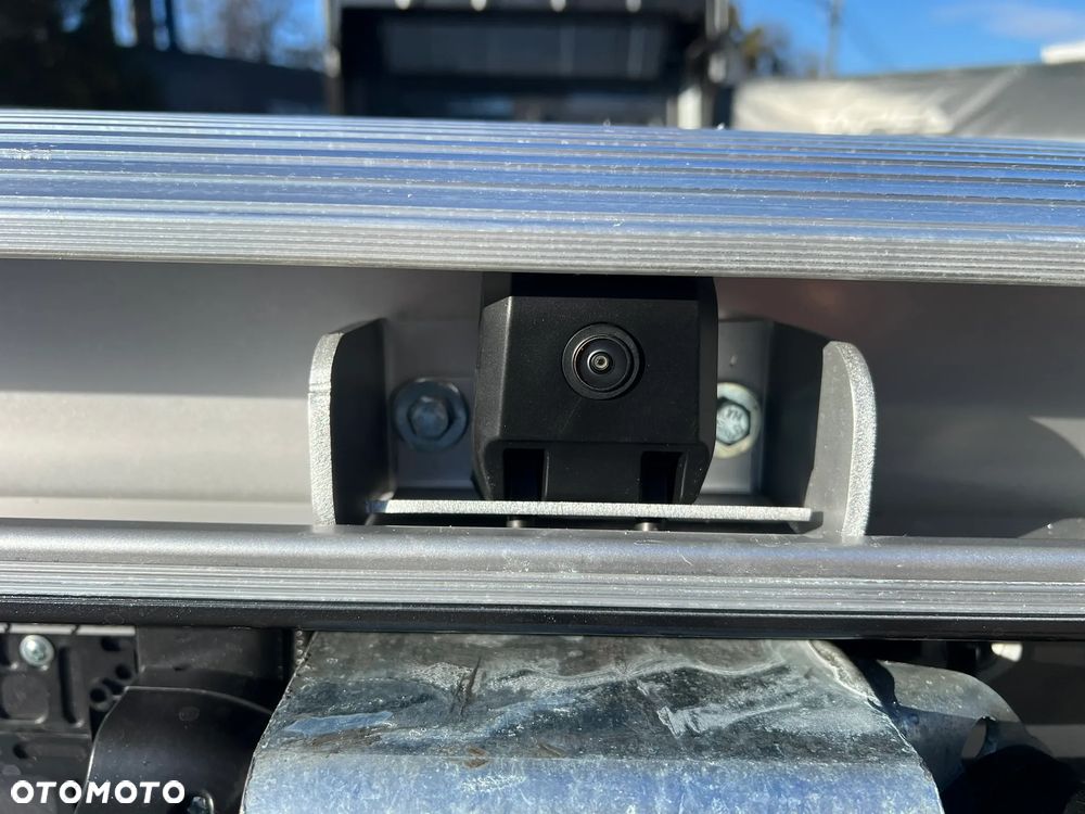 Iveco Daily NPS AirPro Tacho LED NAVI - 11