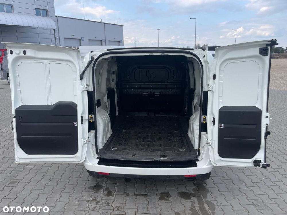 Fiat Doblo Maxi Salon PL - 17