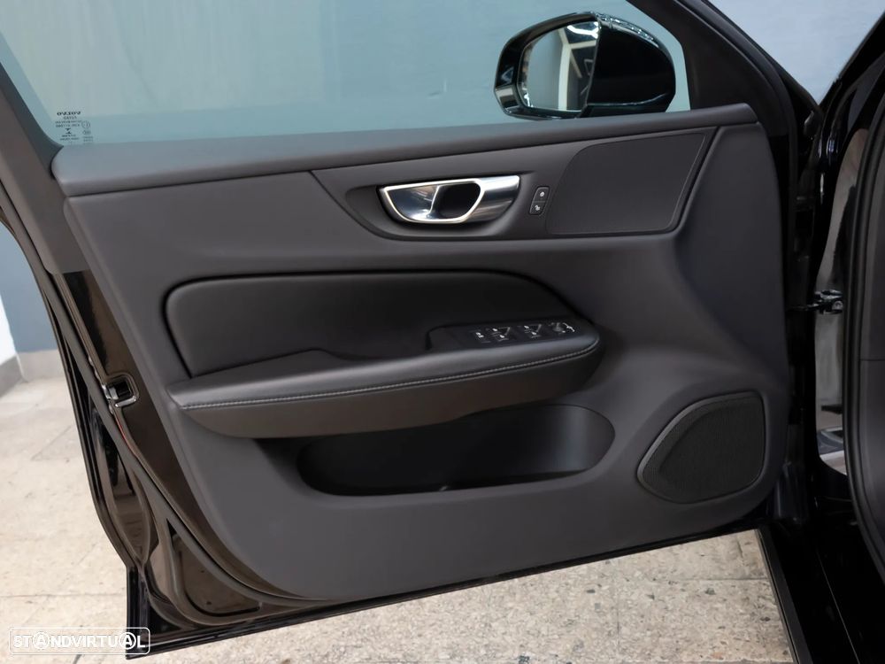 Volvo V60 2.0 B4 Momentum Plus Geartronic - 15