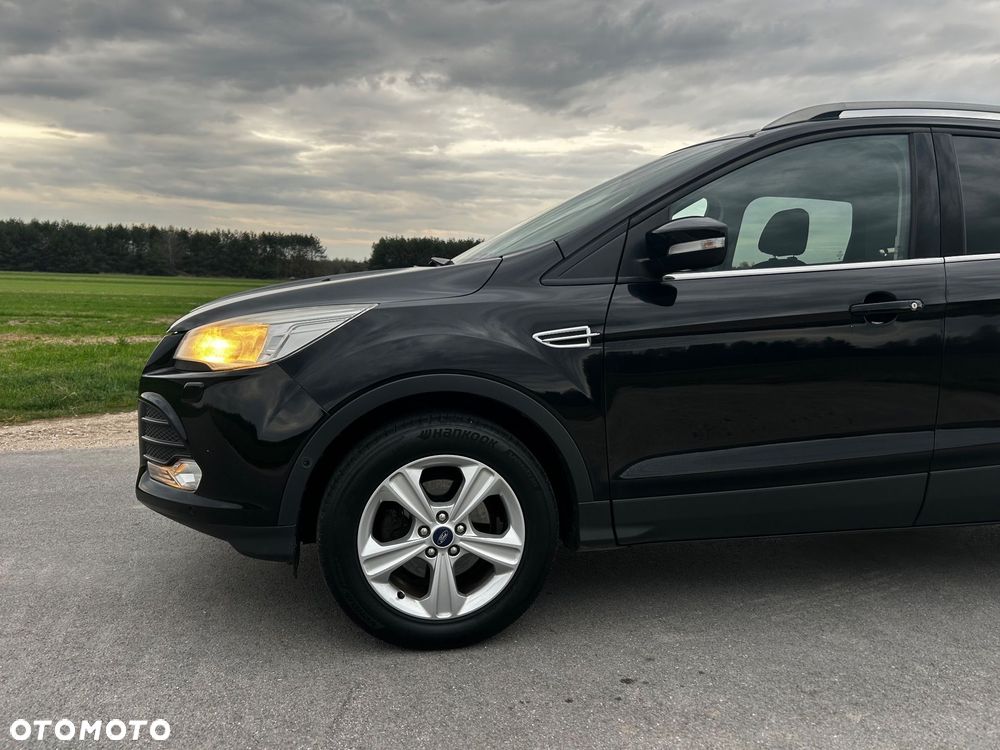 Ford Kuga 1.6 EcoBoost 2x4 Individual - 4