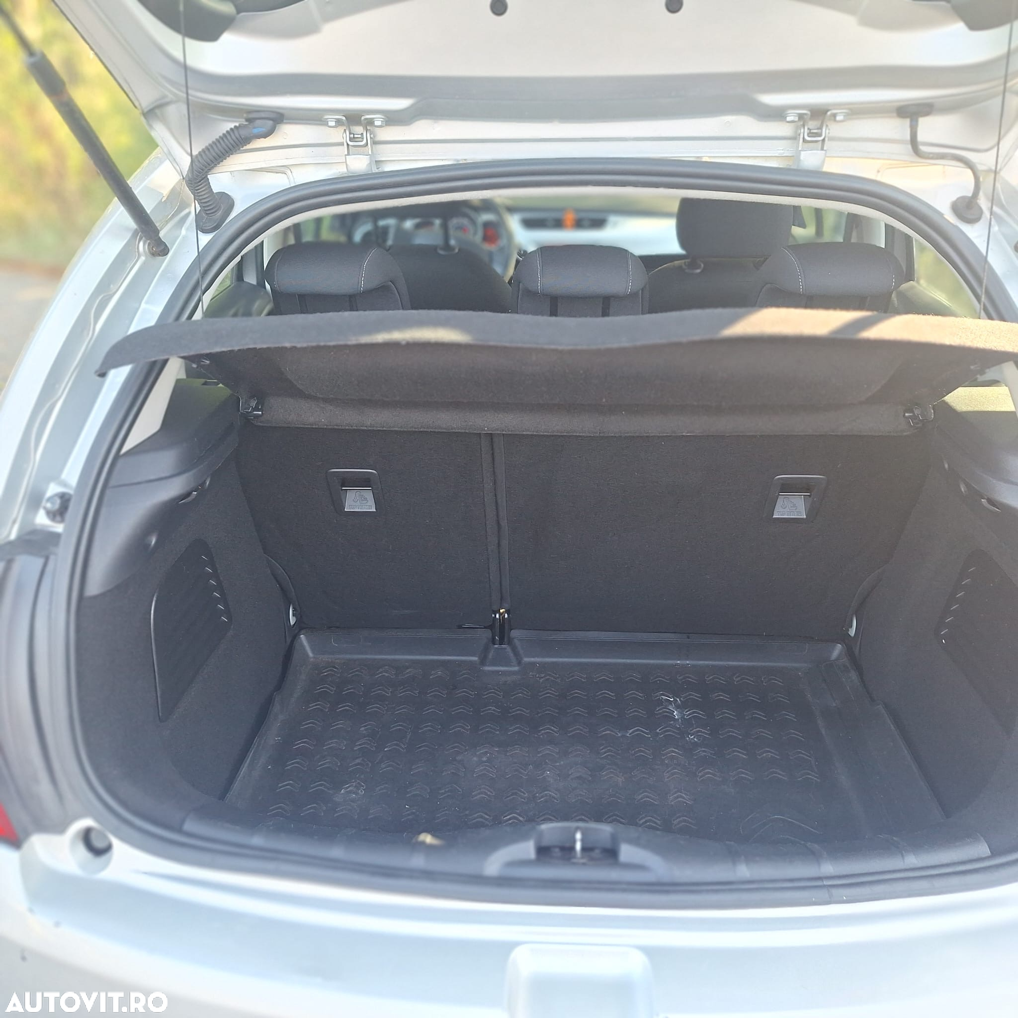 Citroën C3 HDi 70 FAP Attraction - 11