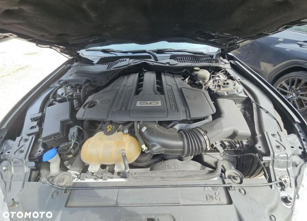 Ford Mustang 5.0 V8 GT - 11