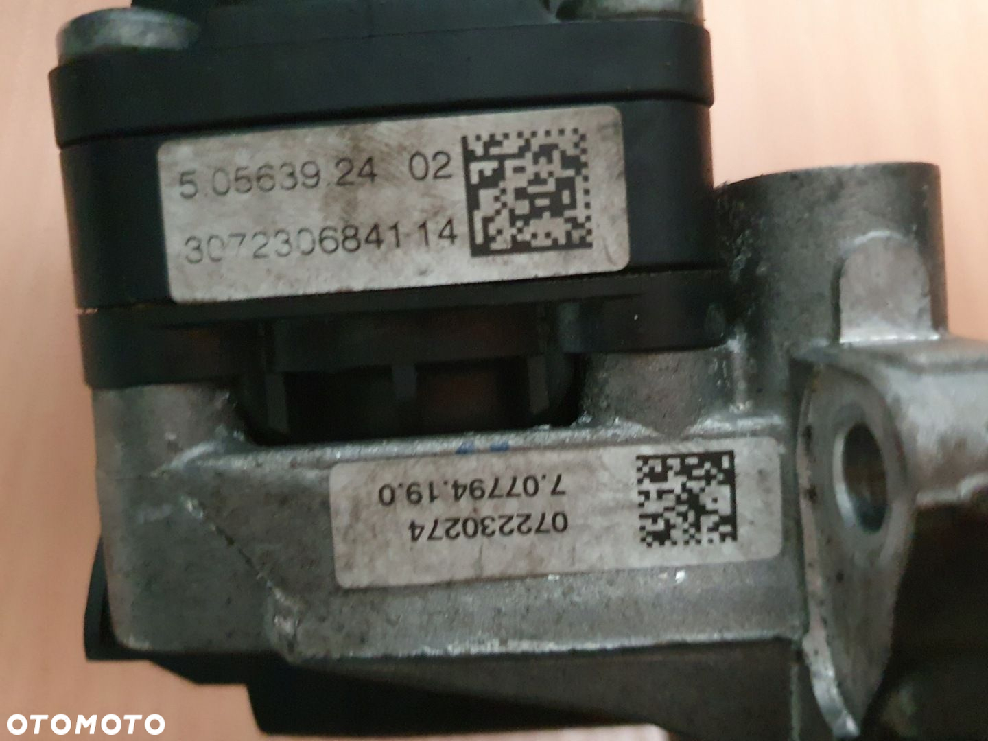 ZAWÓR EGR CITROEN C3 III AIRCROSS C4 C5 PEUGEOT 308 1.5 BLUE HDI 9829870080 - 2