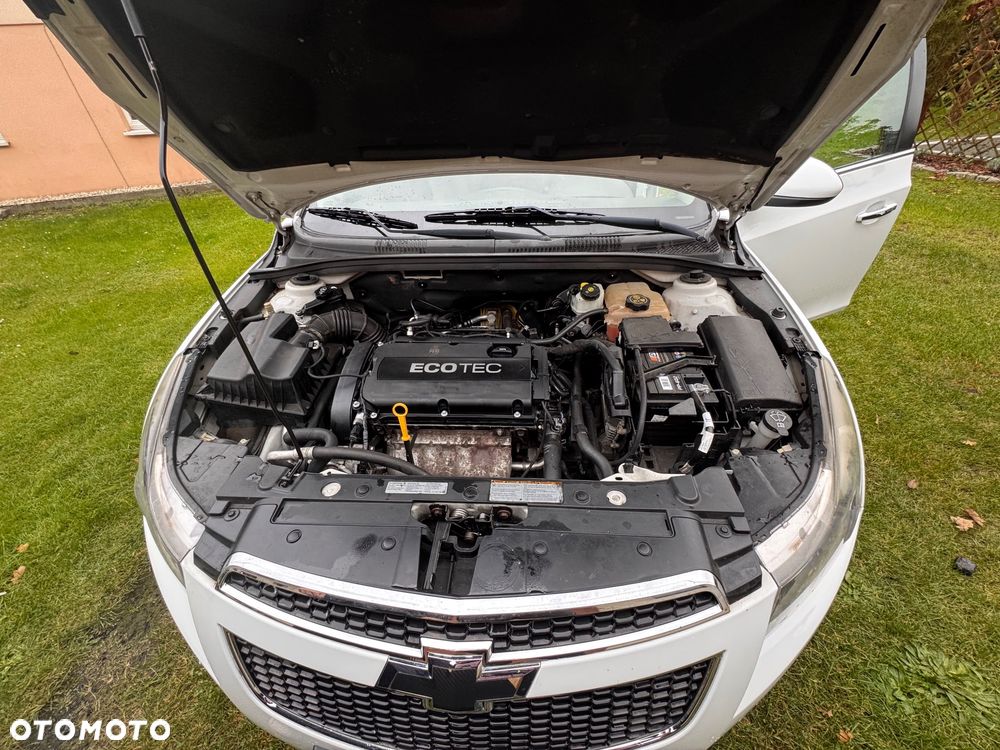 Chevrolet Cruze 1.8 LT - 26