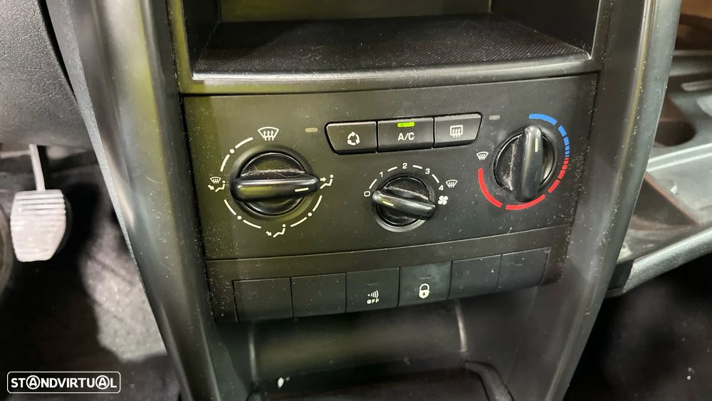 Peugeot 207 1.4 HDi Sport - 18