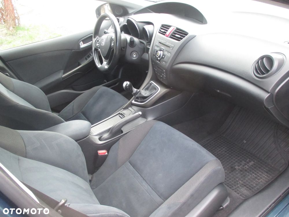 Honda Civic 1.4 i-VTEC Comfort - 10