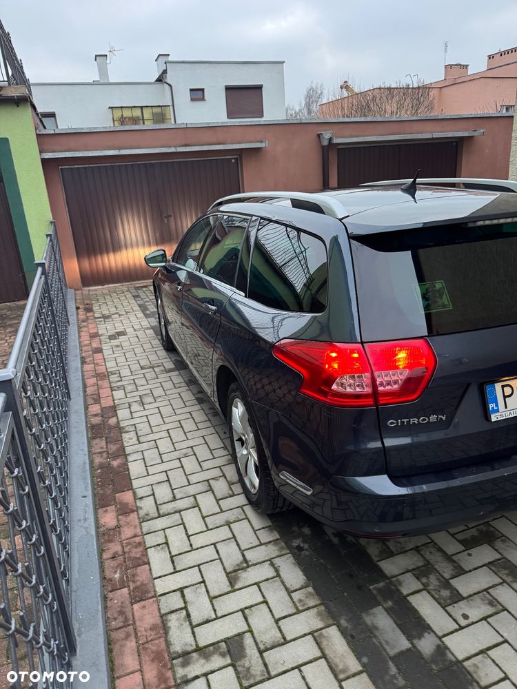 Citroën C5 HDi 135 Exclusive - 4