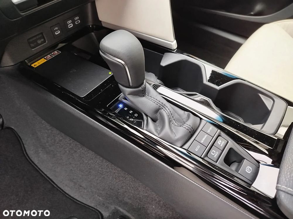 Toyota Camry 2.5 Hybrid Dynamic Force Prestige e-CVT - 15