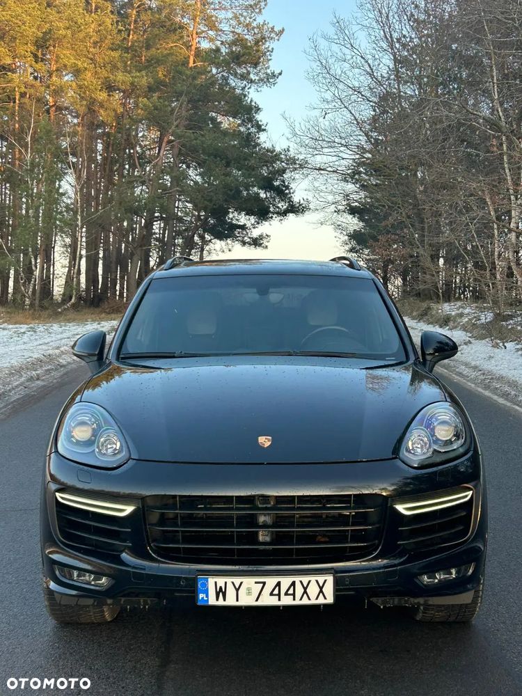 Porsche Cayenne - 3