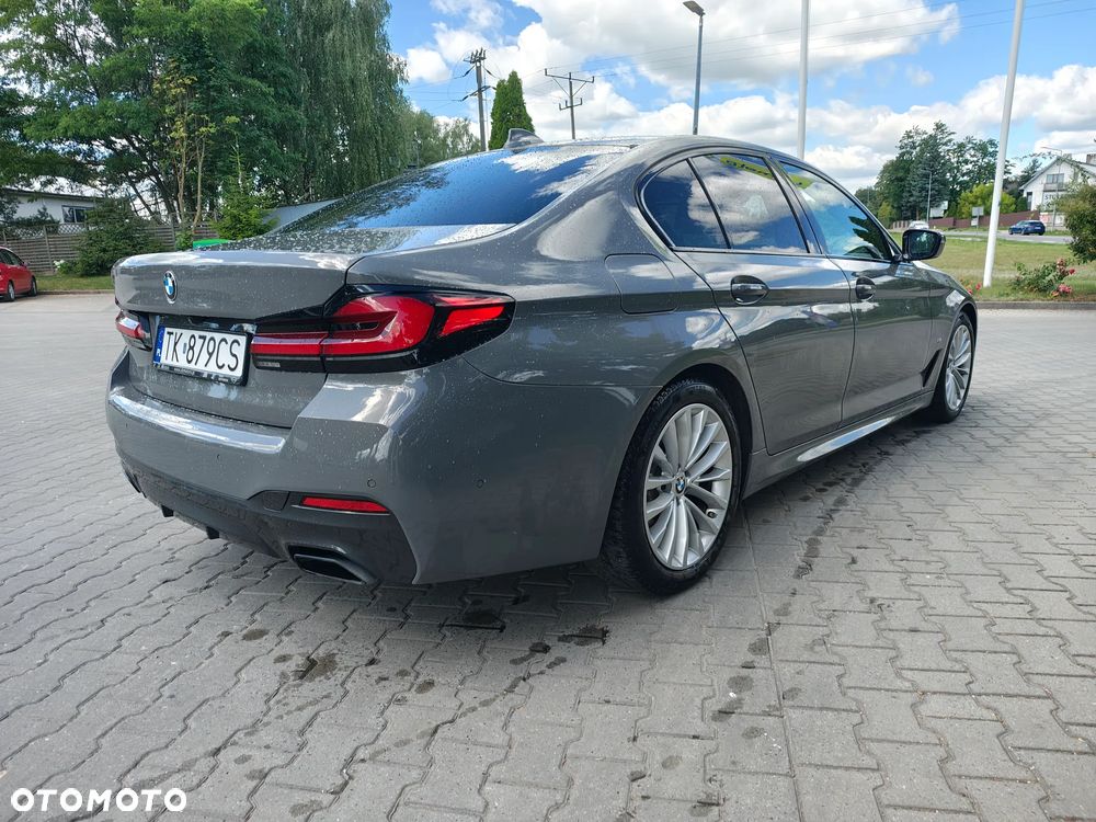 BMW Seria 5 - 32