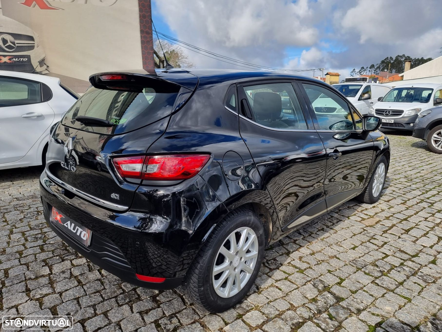 Renault Clio 1.5 dCi Dynamique S - 5