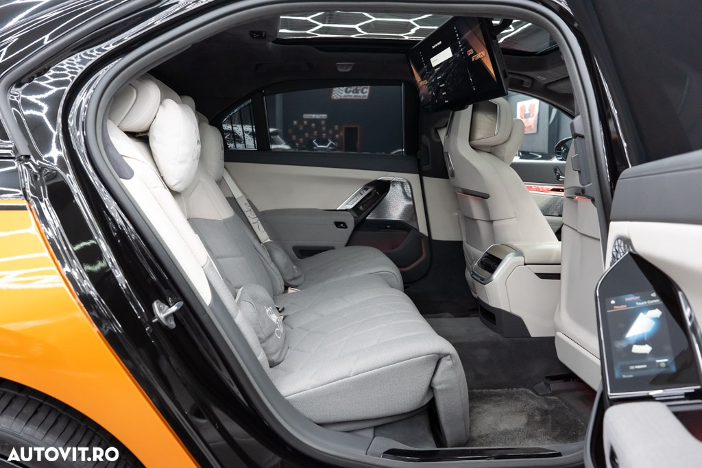 BMW Seria 7 740d xDrive - 13