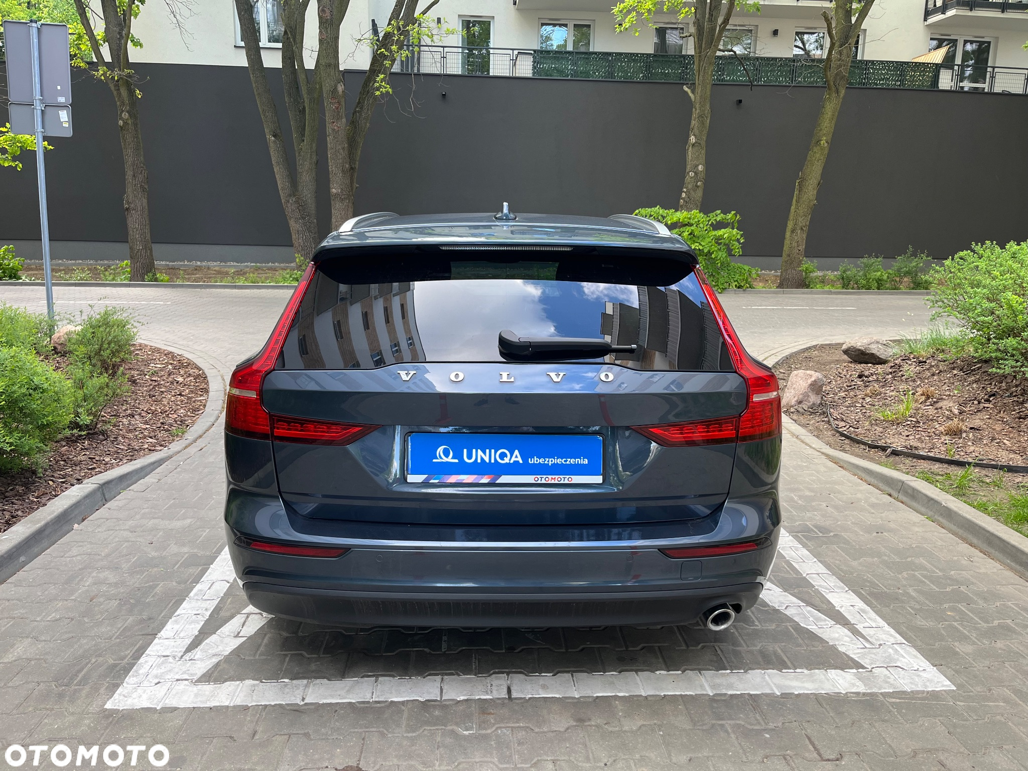 Volvo V60 D3 Momentum Pro - 5