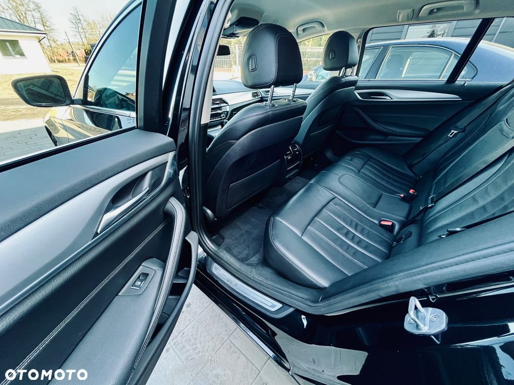 BMW Seria 5 518d - 8