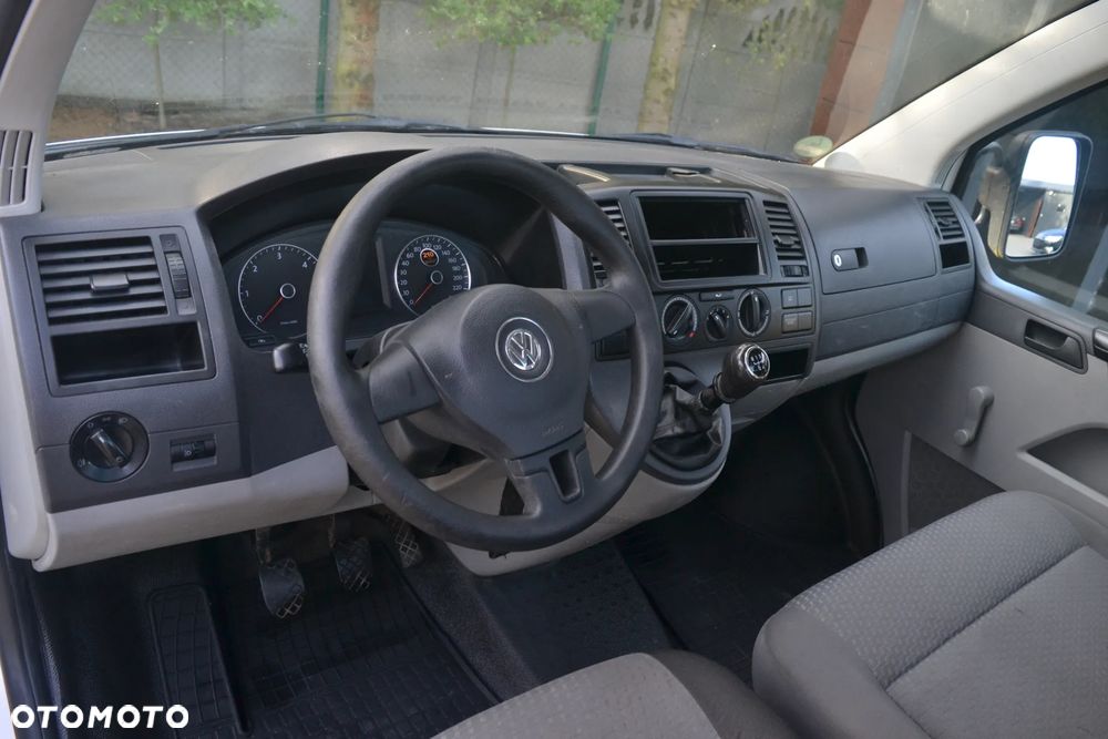 Volkswagen Transporter - 13
