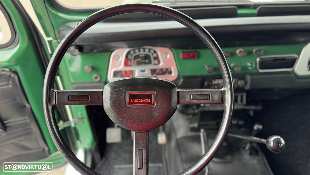 Toyota Land Cruiser BJ45 - 27