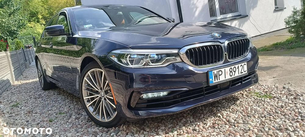 BMW Seria 5 530e iPerformance Luxury Line - 9
