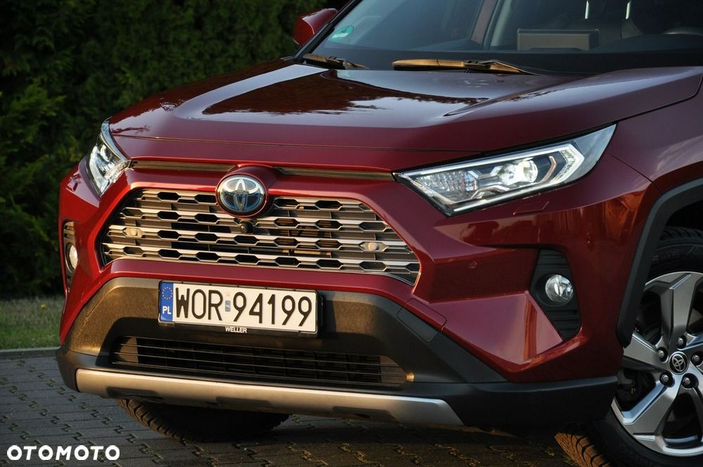 Toyota RAV4 - 10
