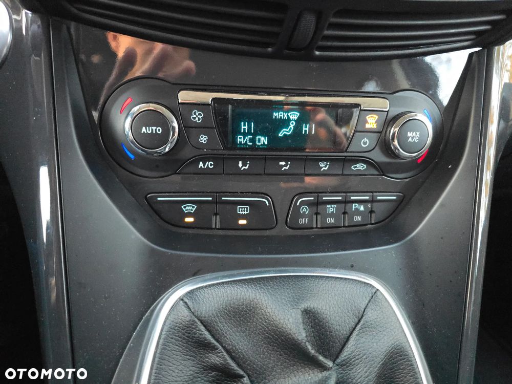 Ford Kuga - 19