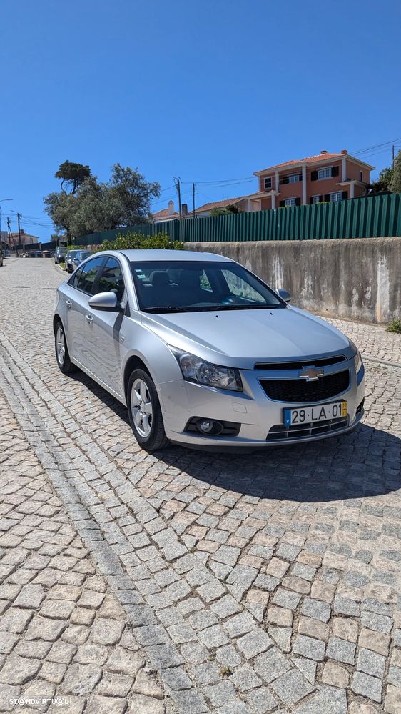 Chevrolet Cruze 1.6 LS - 12
