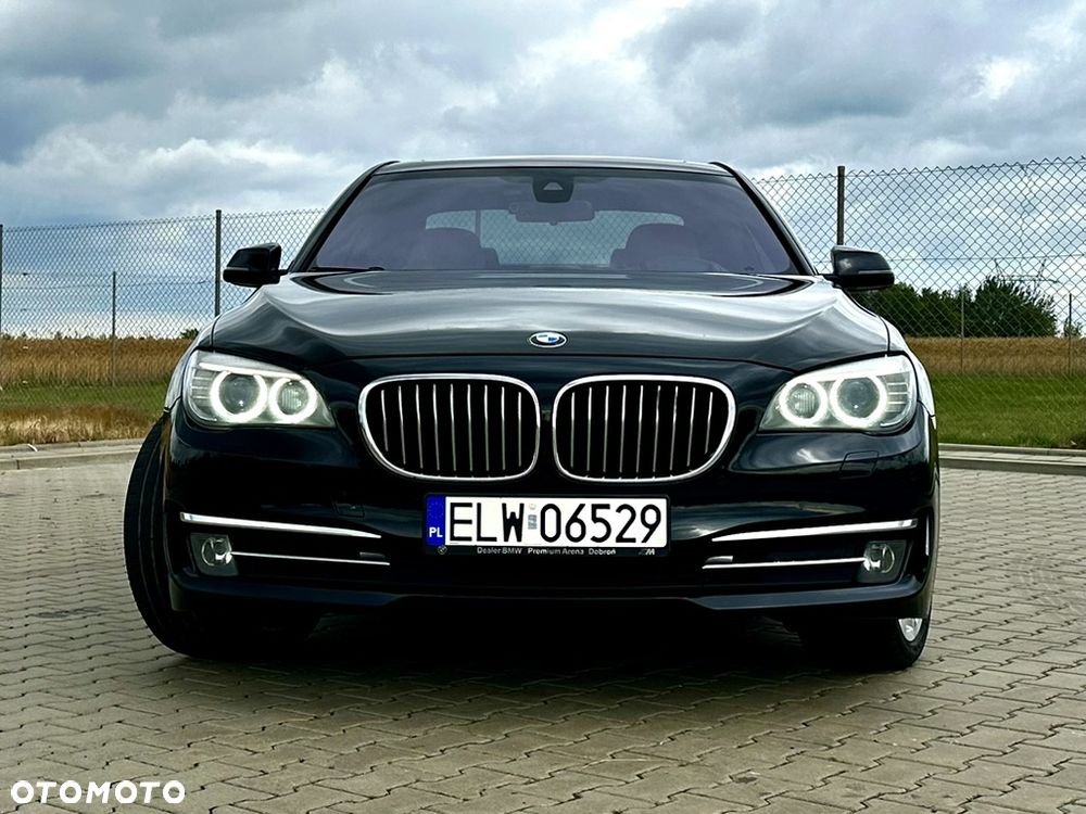 BMW Seria 7 750d xDrive - 17