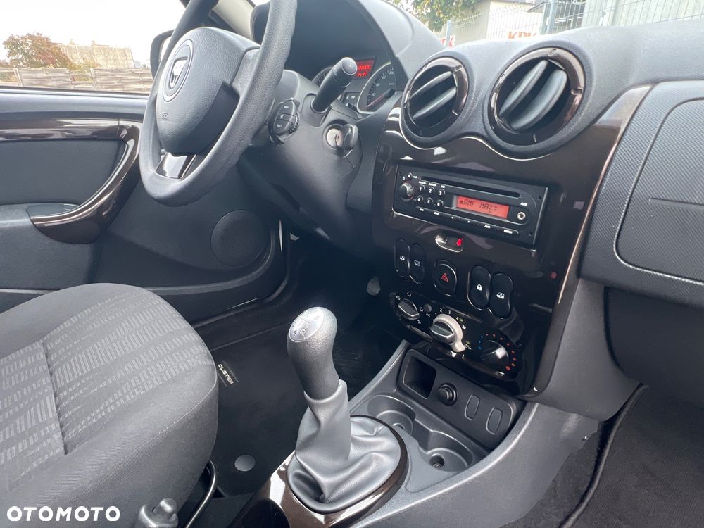 Dacia Duster 1.6 16V 4x2 Laureate - 21