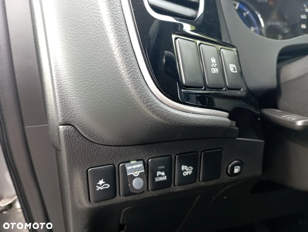 Mitsubishi Outlander Instyle - 14