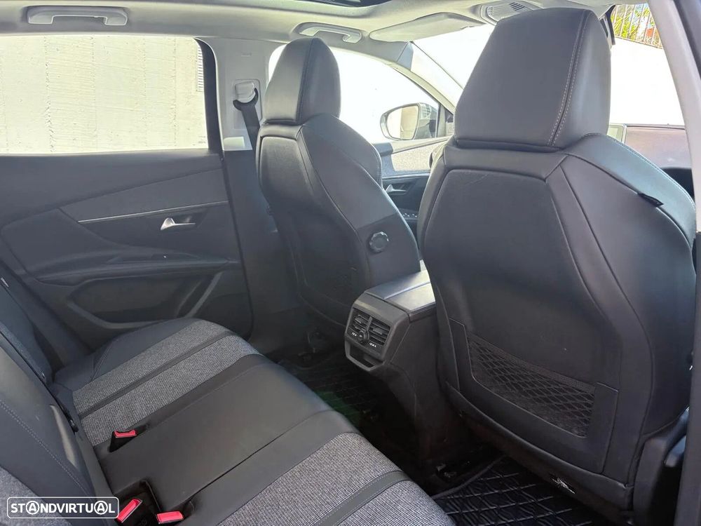 Peugeot 3008 1.2 PureTech Allure EAT8 - 59