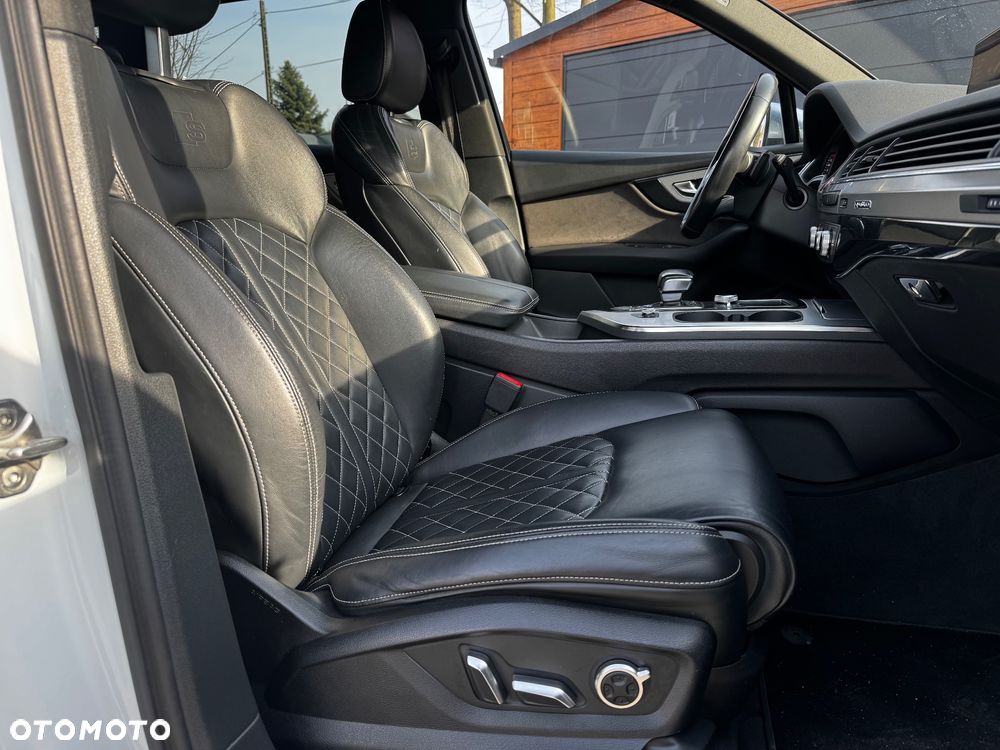 Audi SQ7 - 13