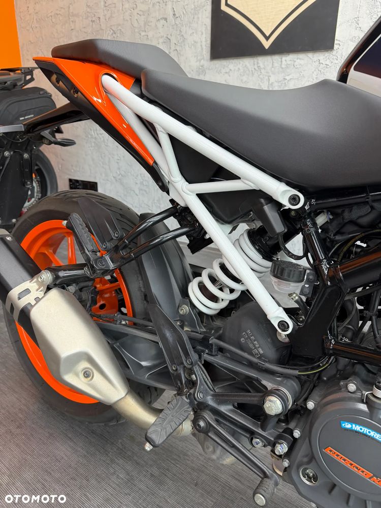KTM Duke 125 - 11