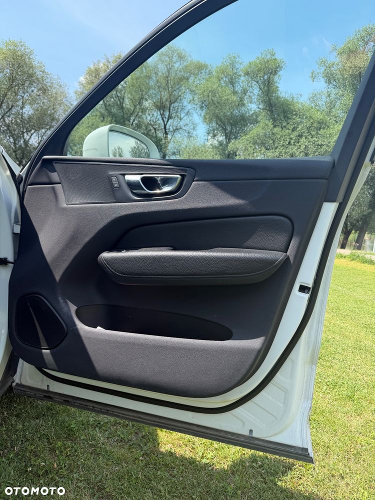 Volvo XC 60 T4 Inscription - 19