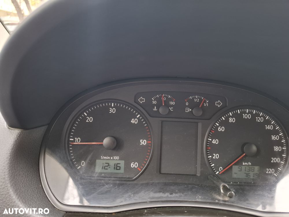Volkswagen Polo 1.4 TDI Attractive - 5