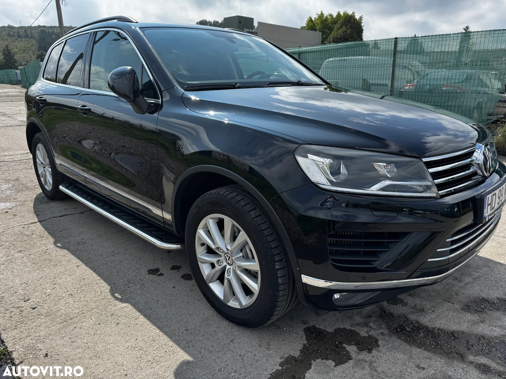 Volkswagen Touareg 3.0 V6 TDI BMT - 3