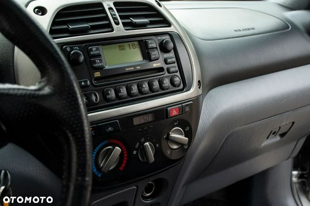 Toyota RAV4 2.0 VVT-i Sol - 20