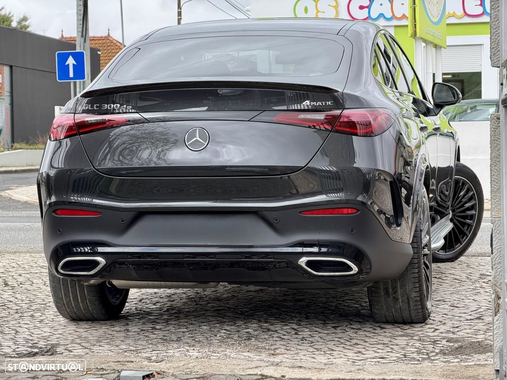 Mercedes-Benz GLC 300 de Coupe 4Matic - 6