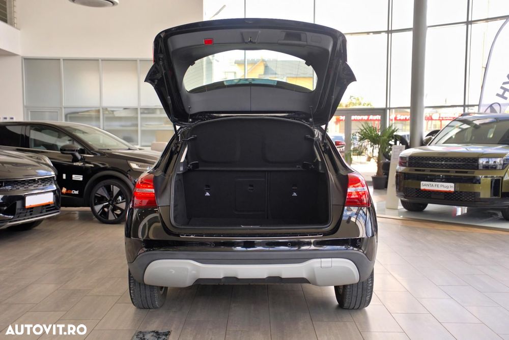 Mercedes-Benz GLA 200 d 4MATIC Aut. - 12