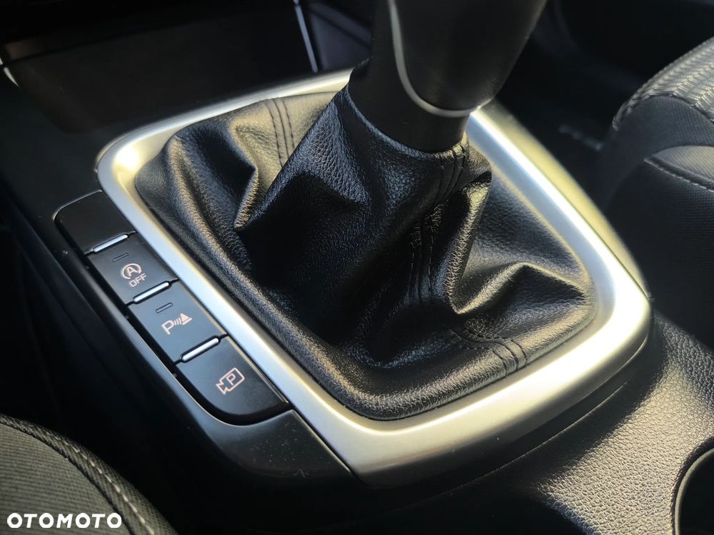 Kia Ceed 1.5 T-GDI OPF Spirit - 26